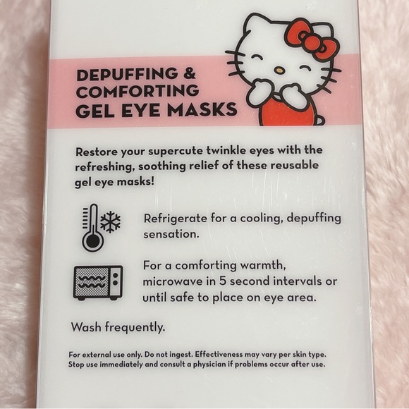 Hello Kitty X Creme Shop Depuffing & Comforting Gel Eye Masks - Picture 4 of 6